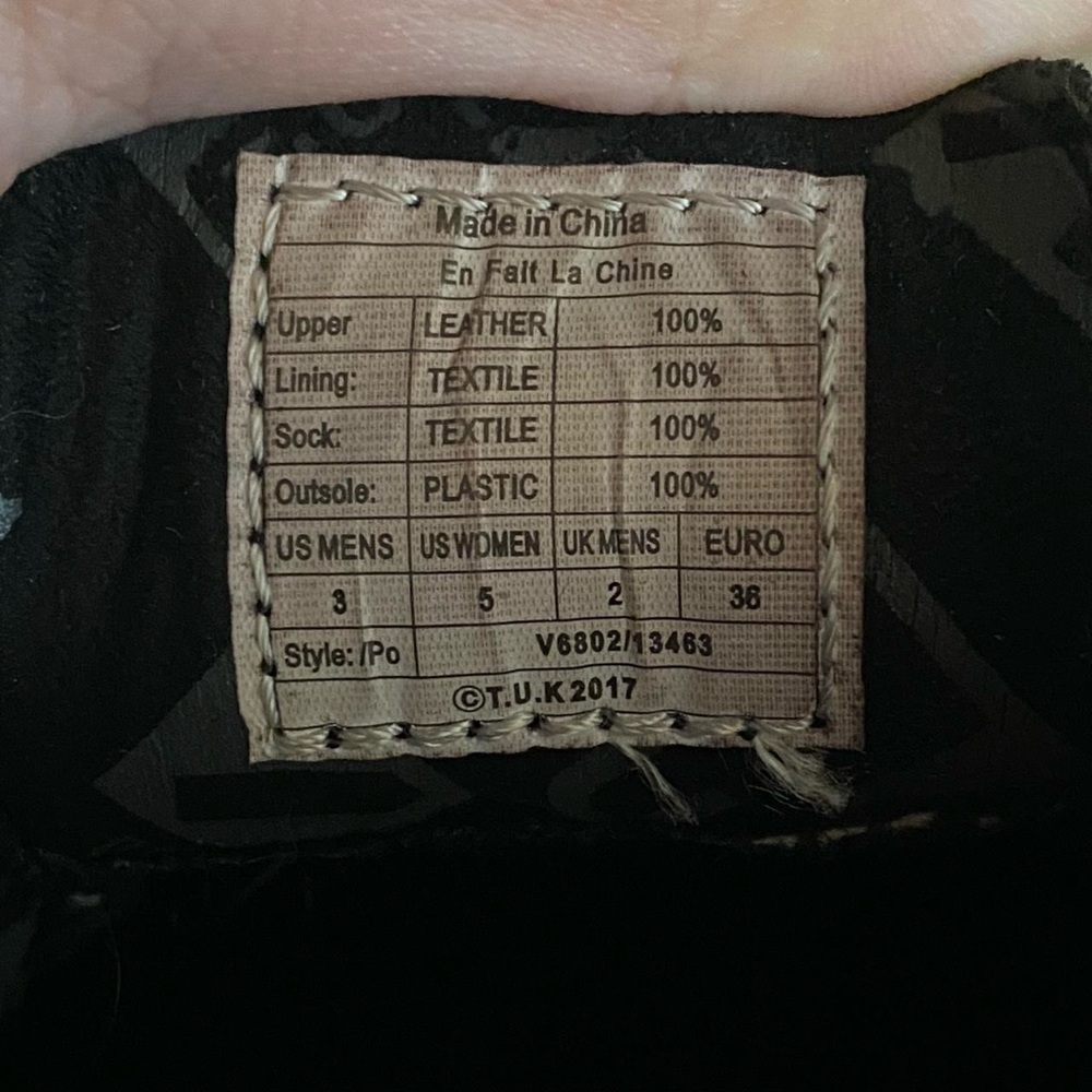 T.U.K. Black leather creepers platform shoes with lace-up detail - Picture 6 of 6